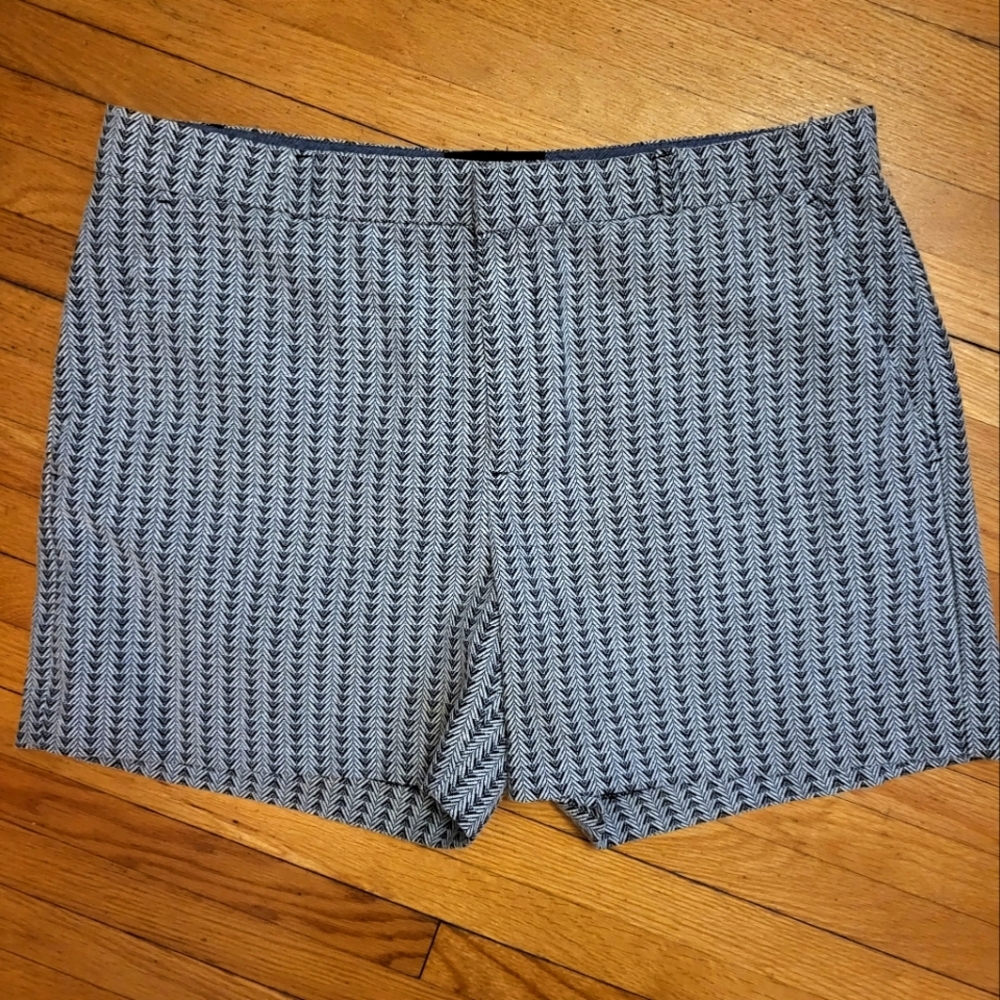 Banana Republic dress shorts